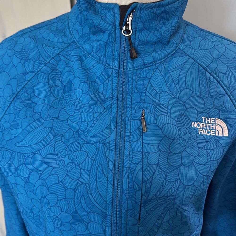 The North face Jacket Size M - Picture 4 of 6